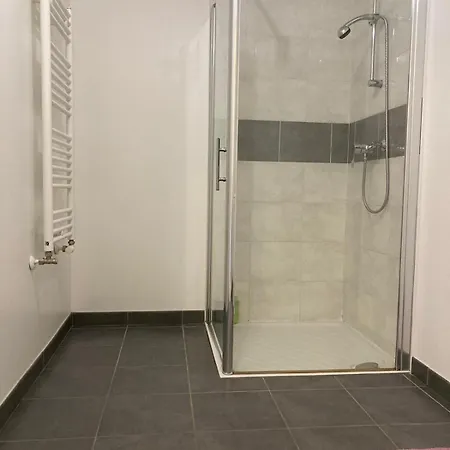 Saint Jo Apartment